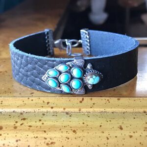 Natural Sleeping Beauty Turquoise Leather Arrow Bracelet
